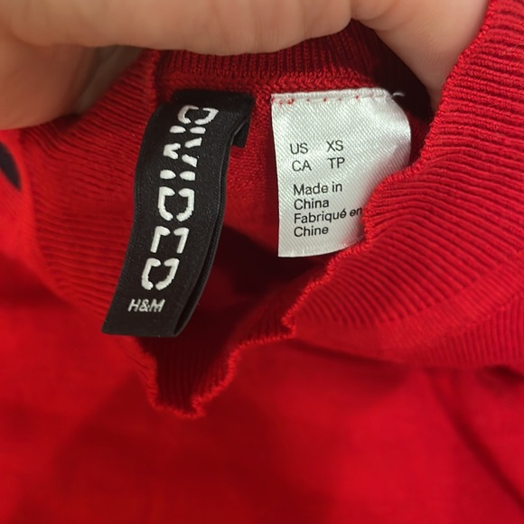 turtle neck red with stripes - Picture 3 of 6